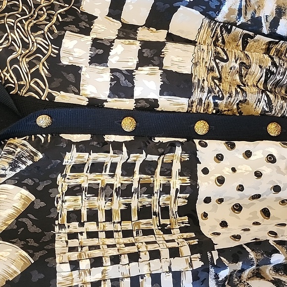 Vitnage Skirt & Sweater Set - Picture 2 of 9